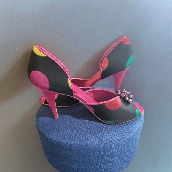 Black Fabric Polka-dot Open Toe Heels - Picture 2 of 6